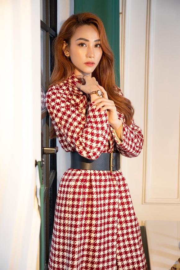 Ngân Khánh tái xuất quyến rũ mừng sinh nhật tuổi 34-9