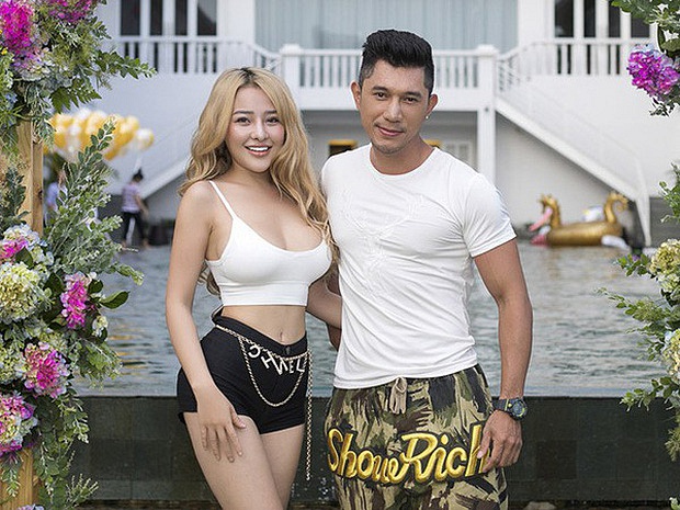 Từng tố nhau không thương tiếc sau chia tay, nay Lương Bằng Quang và Ngân 98 lại thân thiết sánh đôi như chưa từng có gì xảy ra-1