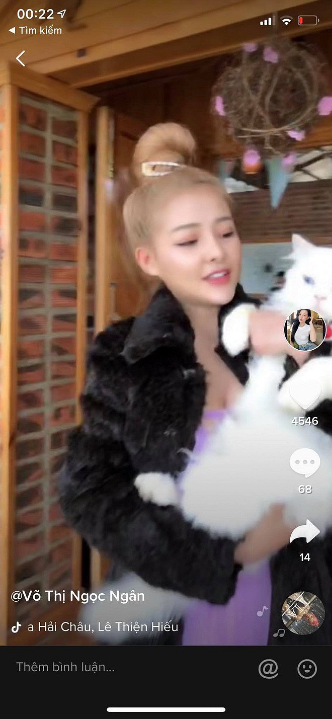 Từng tố nhau không thương tiếc sau chia tay, nay Lương Bằng Quang và Ngân 98 lại thân thiết sánh đôi như chưa từng có gì xảy ra-3