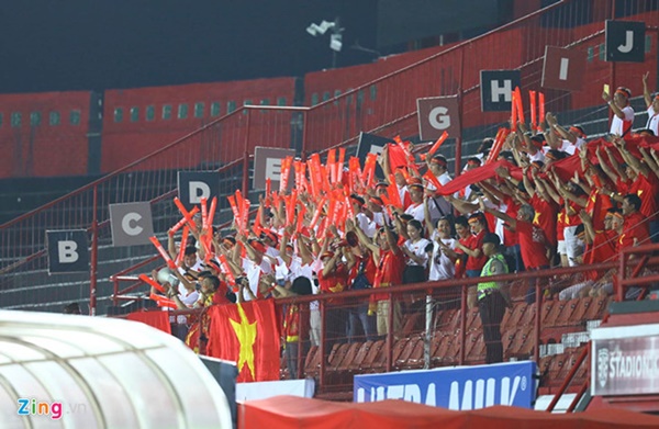 Việt Nam vẫn xếp sau Thái Lan sau trận thắng Indonesia-19