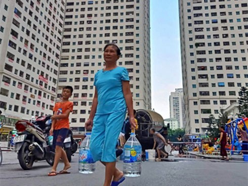 Người già, trẻ nhỏ tại khu đô thị HH Linh Đàm bị tiêu chảy, bệnh ngoài da nghi do sử dụng nước từ nhà máy Sông Đà