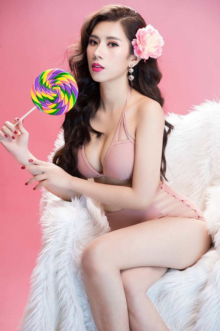 Đại diện Việt Nam tại Hoa hậu Du lịch thế giới 2019 nóng bỏng mắt với bikini-3