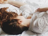Khoa học chứng minh: Ngủ kiểu này sớm muộn cũng dẫn đến bệnh mất trí Alzheimer