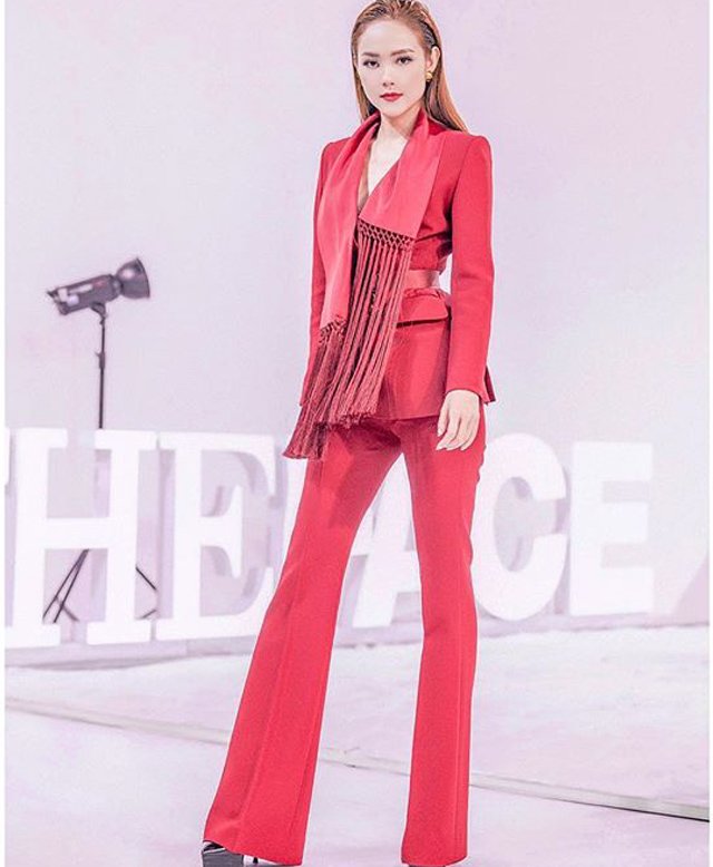 Chân không dài nhưng Minh Hằng luôn có cách hô biến” chiều cao chỉ bằng những kiểu quần đơn giản-13