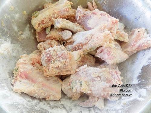 Sườn rim mắm tỏi đậm đà kiểu này bảo sao cơm nấu nhiều vẫn hết bay-3