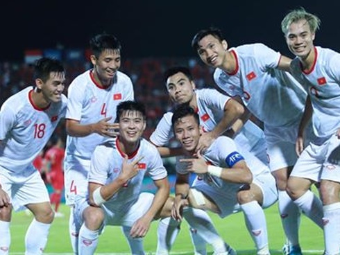 Bạn gái khoe nhẫn kim cương rồi lấp lửng chuyện mời cưới, phải chăng cầu thủ Duy Mạnh sắp theo vợ bỏ cuộc chơi?-5