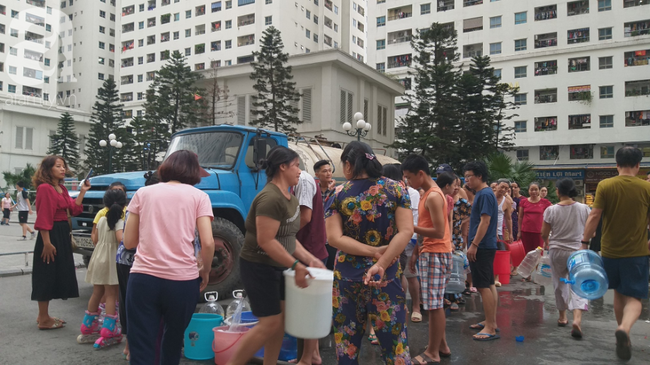 Nhà máy sông Đà tạm ngừng cấp nước sạch, 70 nghìn hộ dân sẽ phải chờ đợi vô thời hạn-3