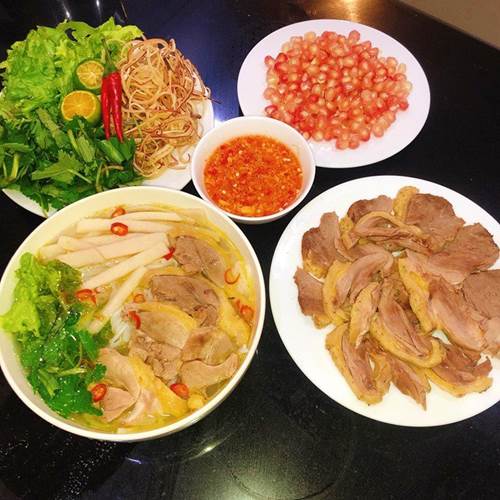 9X vừa xinh vừa đảm, nấu món gì ngon bạn bè lại khuyên nên bán món đó-2