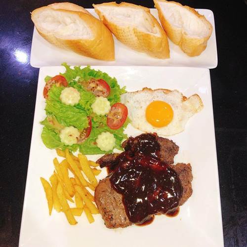 9X vừa xinh vừa đảm, nấu món gì ngon bạn bè lại khuyên nên bán món đó-3