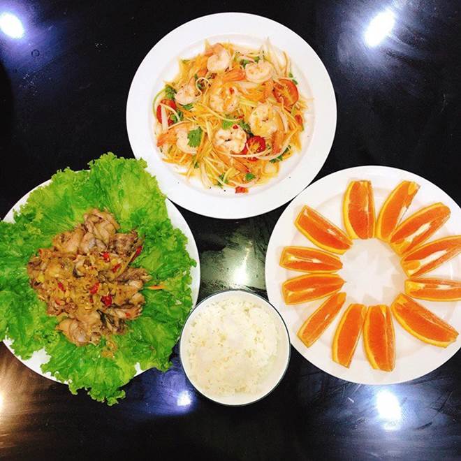 9X vừa xinh vừa đảm, nấu món gì ngon bạn bè lại khuyên nên bán món đó-8