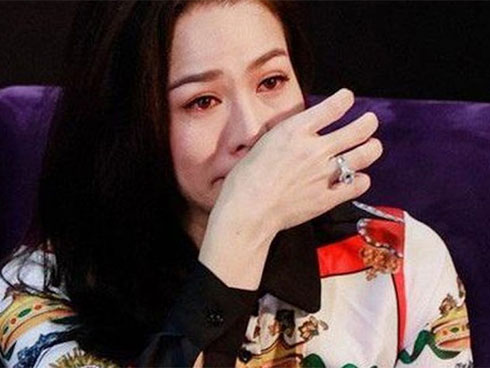 Nghe thấy tiếng chó sủa, người phụ nữ thức dậy kiểm tra thì phát hiện ra hành động kì quái của kẻ đột nhập lương thiện-2