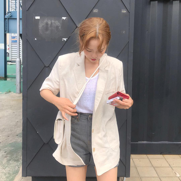 10 ý tưởng phối layer ngày se lạnh cho nàng công sở: Chỉ cần diện y chang là bạn có ngay vẻ sang xịn ao ước-3