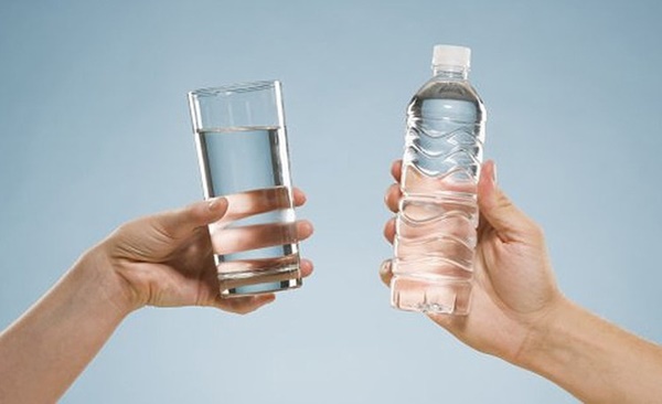 Hà Nội khủng hoảng nước sạch nhưng dùng nước khoáng, nước tinh khiết để nấu ăn có thực sự tốt không?-3