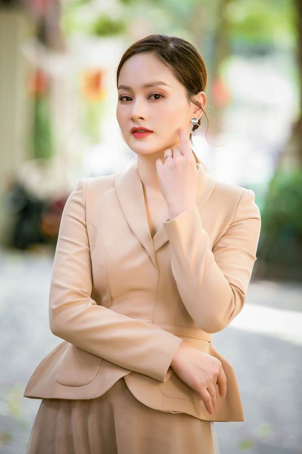 Ngắm nhan sắc ‘gái một con của diễn viên Lan Phương-2