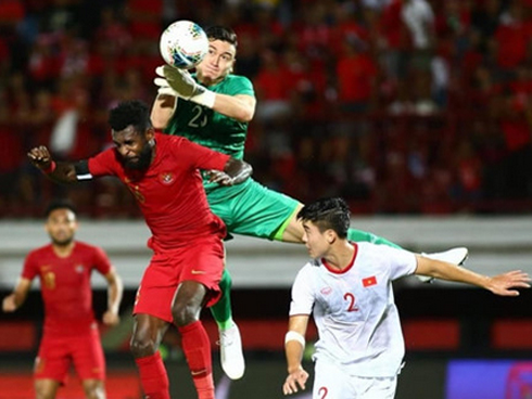 Văn Lâm hội quân tuyển Việt Nam sớm nhờ sự can thiệp của VFF-10