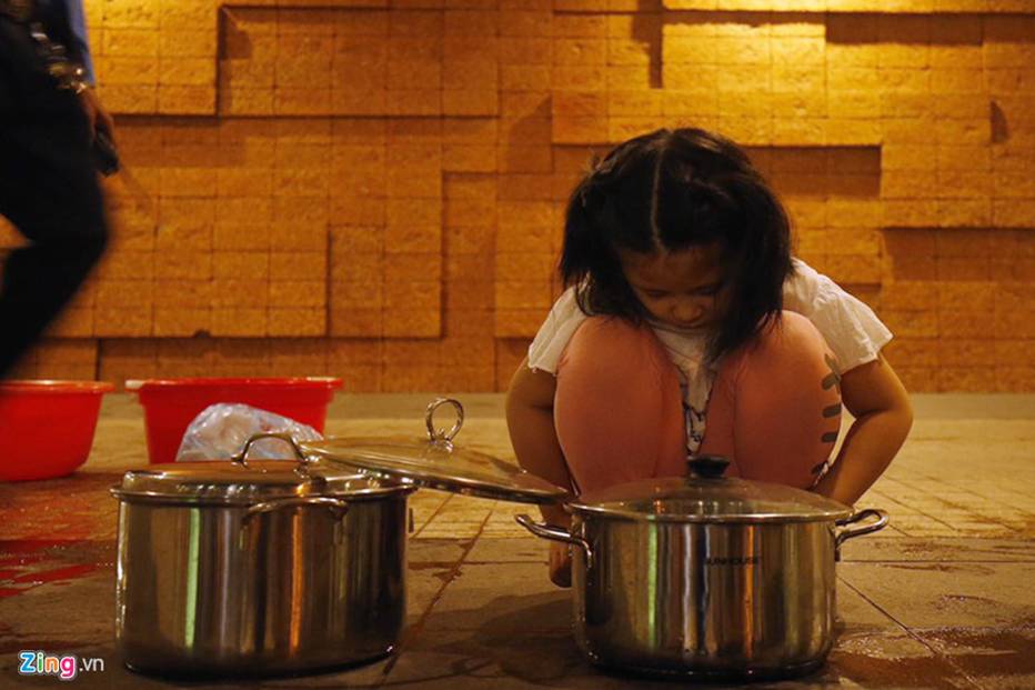 Cuộc sống người Hà Nội đảo lộn trong cơn khủng hoảng nước-22