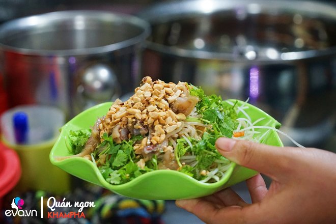 Bỏ nghề y đi bán nộm, bánh bột lọc ở Thành Công, mẹ 9X doanh thu 300 triệu mỗi tháng-8