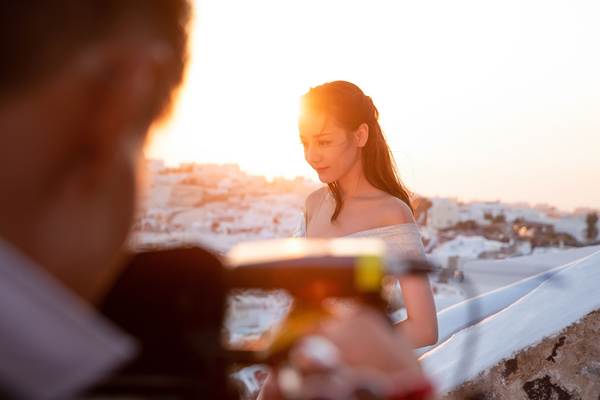 Nhan sắc tuyệt mỹ của Địch Lệ Nhiệt Ba khi trở thành cô dâu vạn người mê-5