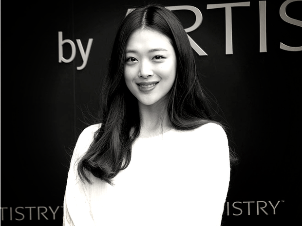 Lễ đưa tang Sulli hôm nay: Gia quyến, bạn bè cùng 3 thành viên f(x) nghẹn ngào gửi lời tiễn biệt lần cuối-1