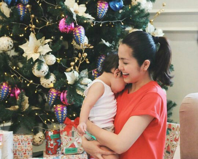 Lộ ảnh rõ mặt con trai Tăng Thanh Hà, dân mạng xuýt xoa vì giống hệt ‘tiểu hoàng tử’-4