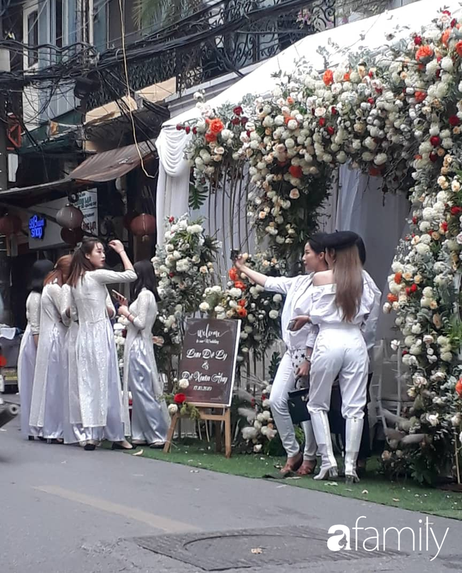 HOT: Lưu Đê Ly tổ chức lễ cưới cùng người đàn ông từng khiến cô chịu tiếng Tuesday trên phố Hàng Buồm?-6