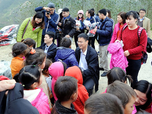 Xác minh nguyên nhân Thứ trưởng Giáo dục tử vong do rơi từ tầng 8-1