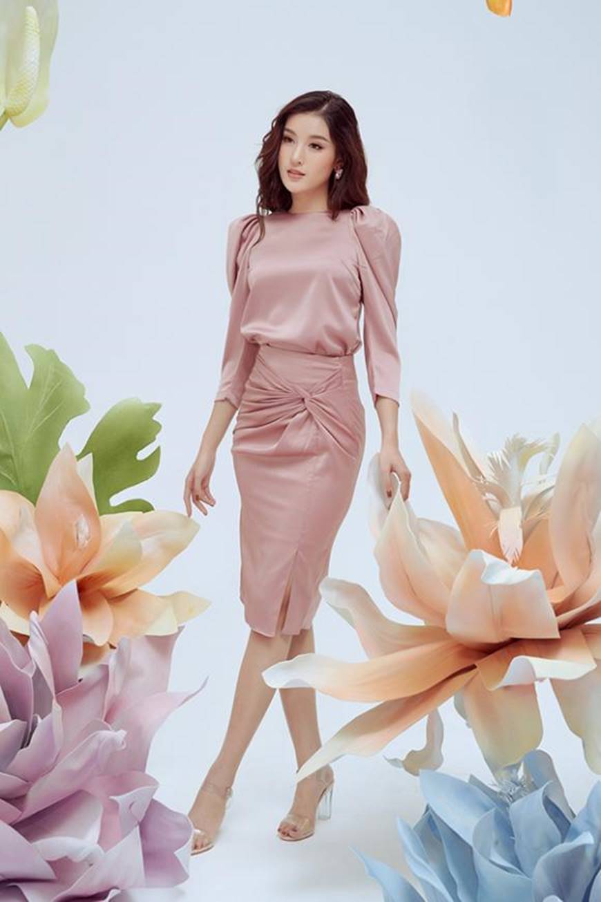 Huyền My thanh lịch ngọt ngào với bộ ảnh nhân ngày Phụ nữ Việt Nam-6