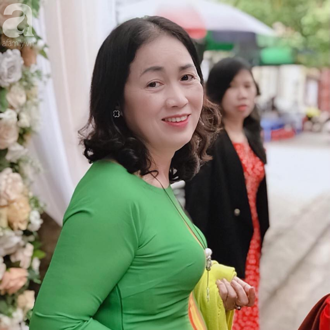 Chuyện tình bất ngờ của cô Hoa khôi Hải Dương đẹp nức tiếng và tấm ảnh cưới 29 năm trước cũng chứa đựng cả câu chuyện dài-5