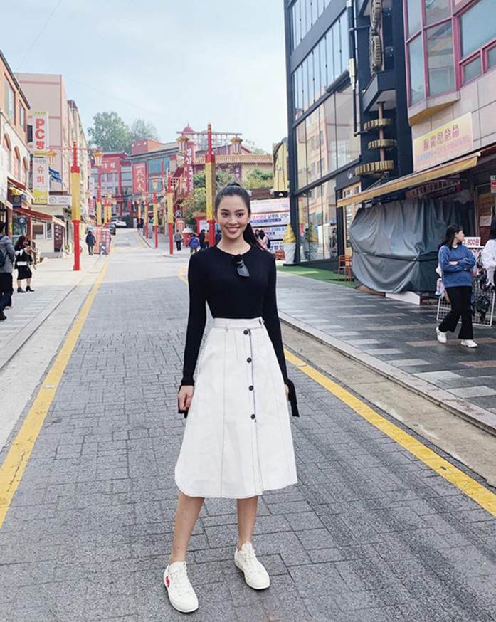 Ảnh khoe nhan sắc đời thường của Hoa hậu Tiểu Vy-2