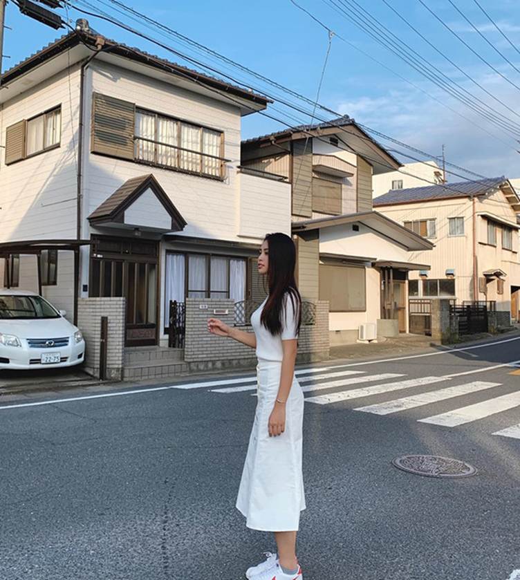 Ảnh khoe nhan sắc đời thường của Hoa hậu Tiểu Vy-5