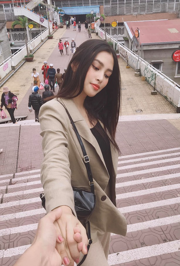 Ảnh khoe nhan sắc đời thường của Hoa hậu Tiểu Vy-6