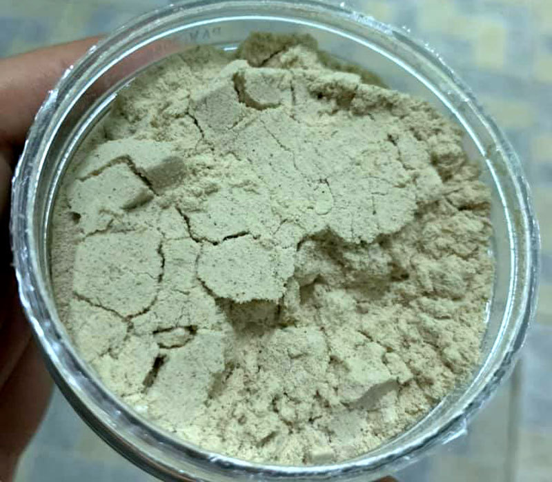 Quà 20/10 tặng 1 cân cám lợn, cô em hotgirl chỉ muốn ngất xỉu-1