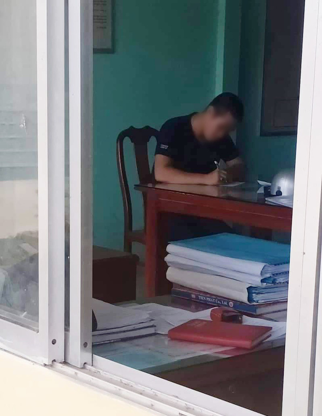 Nam thanh niên đến nhà xin lỗi ông bố say xỉn tát con nhỏ sau khi cùng dân mạng kéo đến dạy bảo trút giận-7