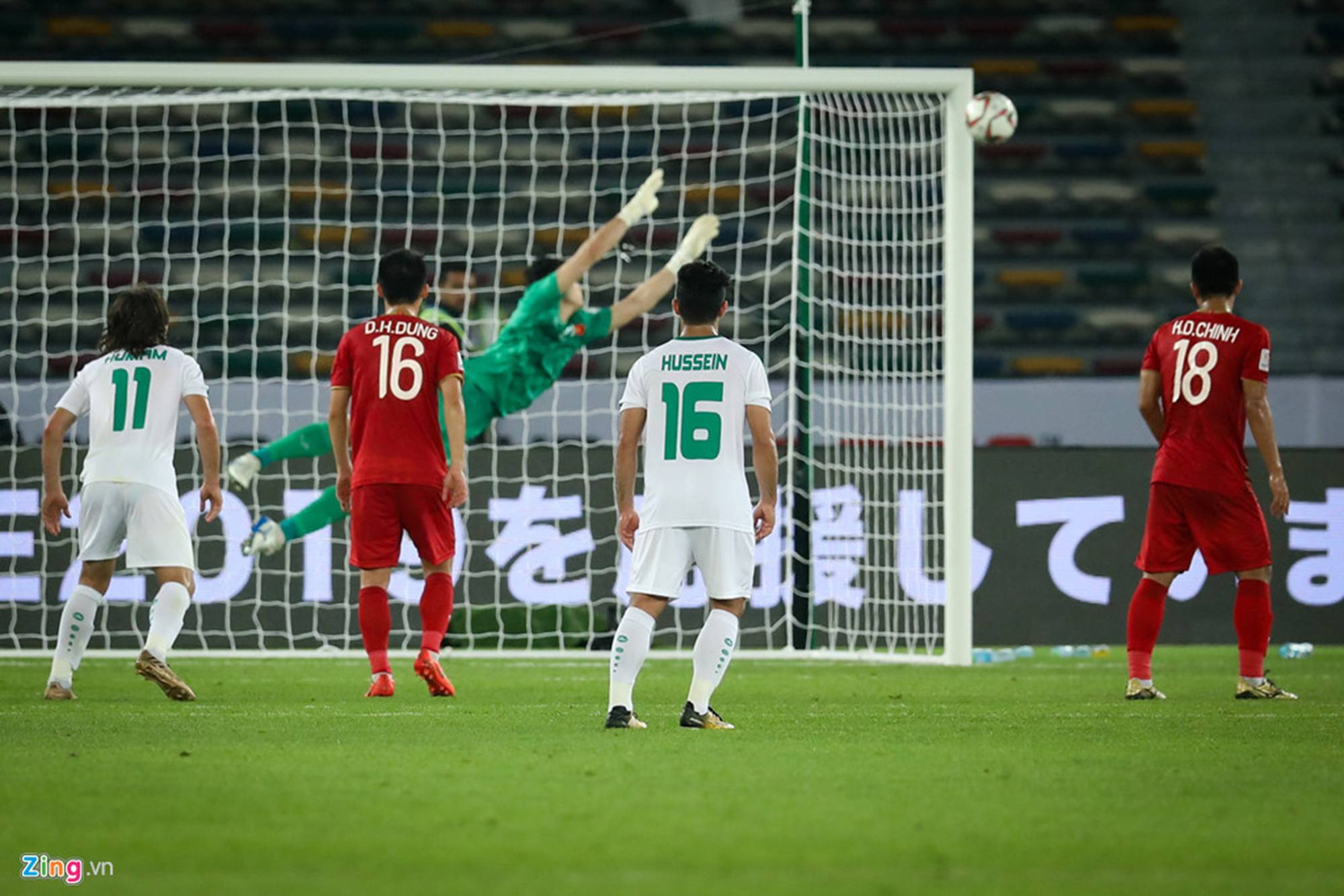 Ông Park đã thua những đối thủ nào từ khi tới Việt Nam?-9