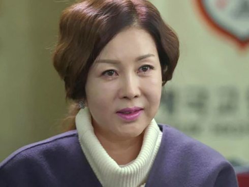 Sống chung thì vợ đòi ra ở riêng, đến lúc ở cữ lại nằng nặc muốn quay về nhà chồng và khi biết lý do tôi tức giận không thốt lên lời-3