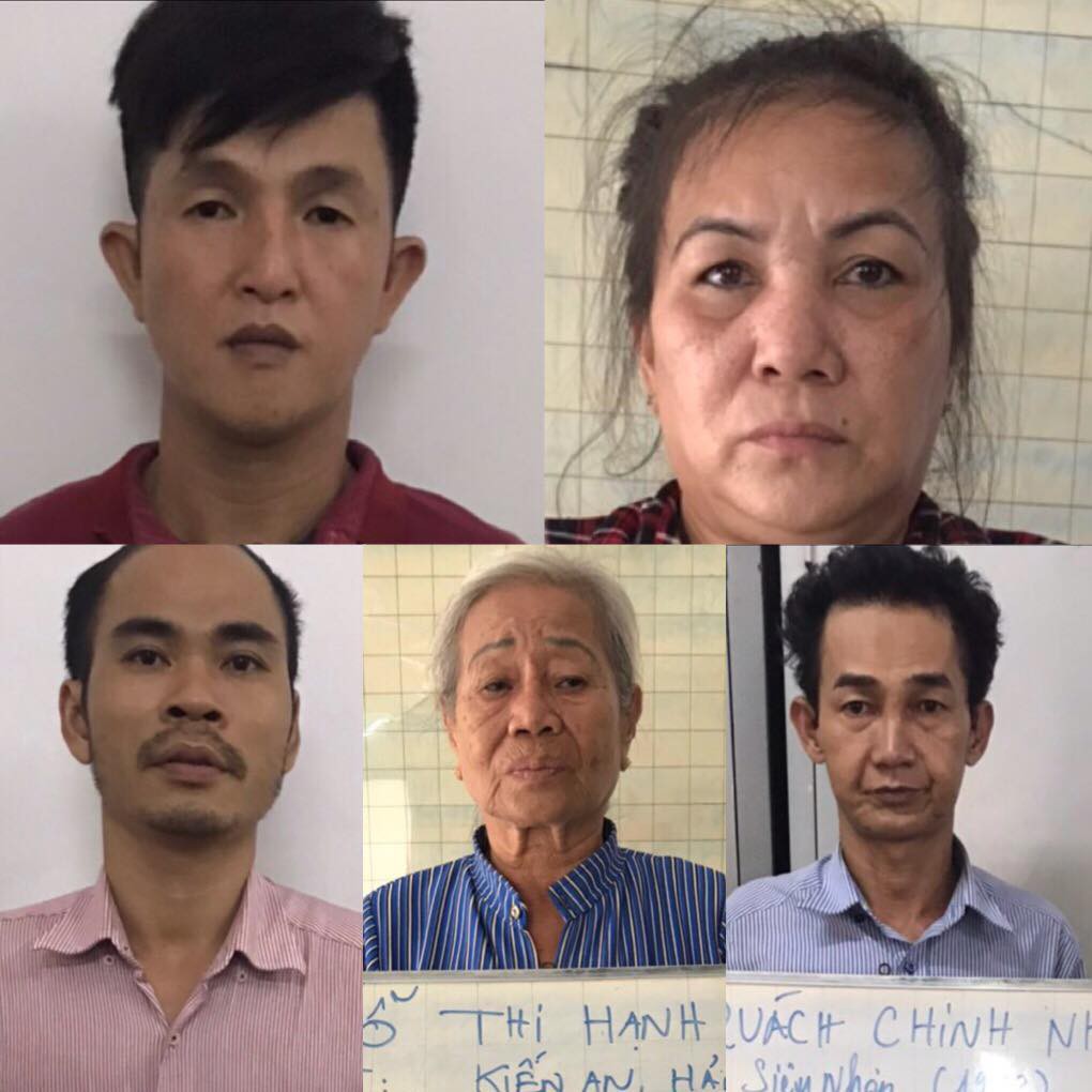 TP.HCM: Bắt 5 đối tượng chuyên dàn cảnh, móc túi khách đi xe buýt ở khu vực Suối Tiên-1