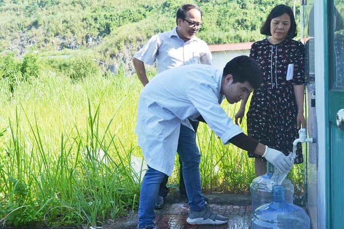 Cập nhật: Mẫu nước mới nhất tại các hộ dân và nhà máy nước Sông Đà đều đạt quy chuẩn về styren-1