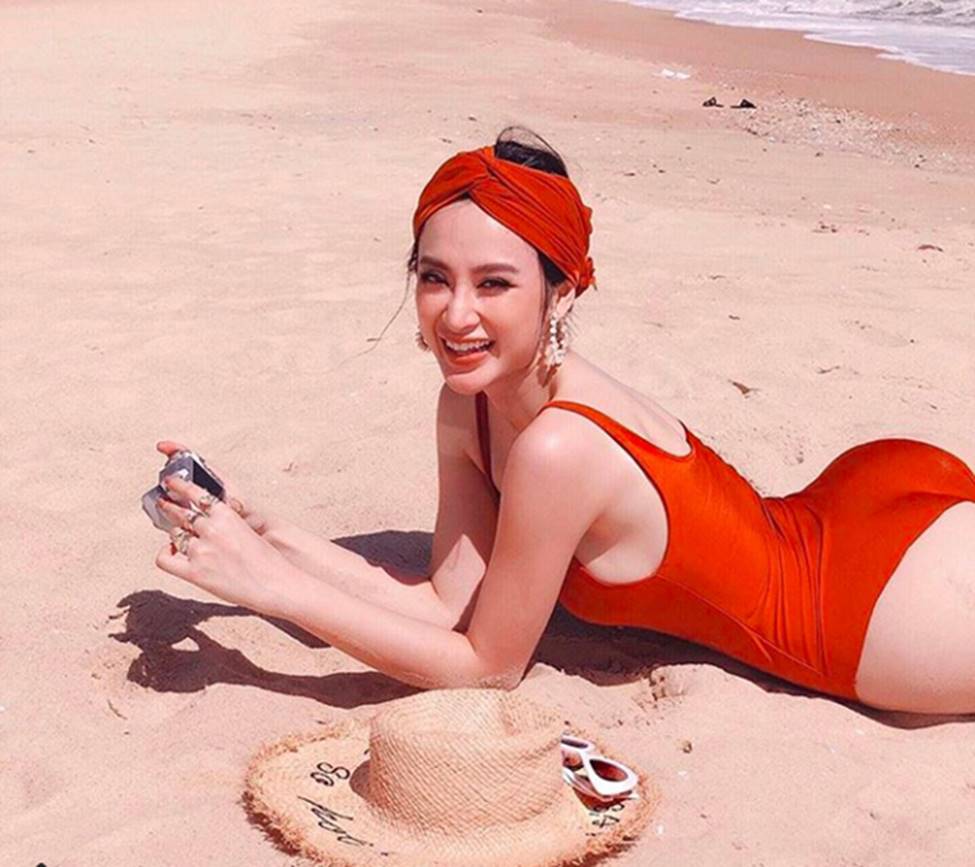 Loạt mỹ nữ showbiz Việt mặc gì phô đường cong thần thánh?-6