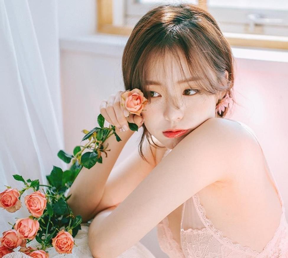 Mặt thiên thần, body ác quỷ: 2 cô gái Hàn đạt trọn thước đo phụ nữ đẹp châu Á-13