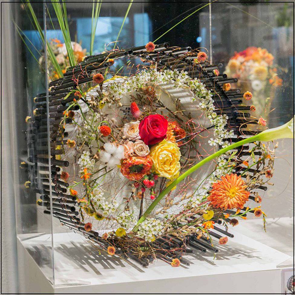 Đây là 9 bình/lẵng hoa đắt khủng khiếp trong ngày 20/10 mà nhiều chị em đã được tặng-8