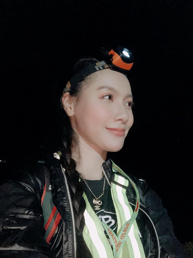 Giữa tin đồn đã đường ai nấy đi” với Chí Nhân, Minh Hà lần đầu xuất hiện, lộ biểu cảm gây chú ý-4