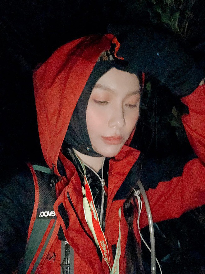 Giữa tin đồn đã đường ai nấy đi” với Chí Nhân, Minh Hà lần đầu xuất hiện, lộ biểu cảm gây chú ý-2