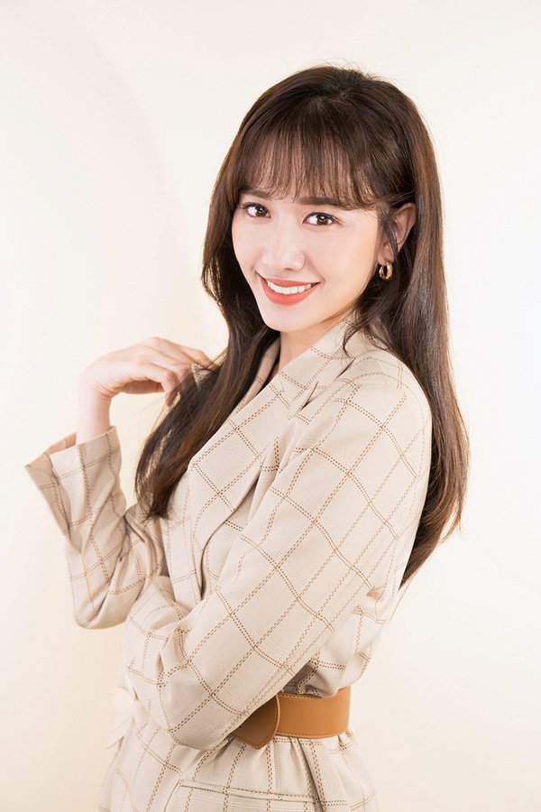 Cười bể bụng với màn hướng dẫn make up kiểu Hàn Quốc một mất một còn của Hari Won-9