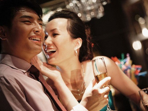 Bị gã đồng nghiệp quất ngựa truy phong, cô gái trẻ quyết định làm mẹ đơn thân nhưng cách cô đối phó mới khiến người ta hả hê-3