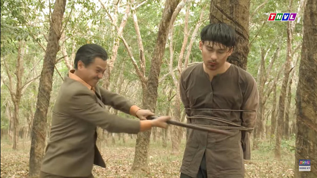 Hải (Tiếng Sét Trong Mưa) chịu hàng trăm nỗi khổ: Hết khổ vì bố dượng đến bị cha đẻ đánh thân tàn ma dại-6