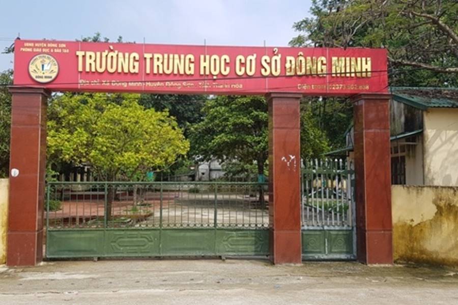 Phụ huynh phải đóng tiền... hỗ trợ xăng xe cho giáo viên-1