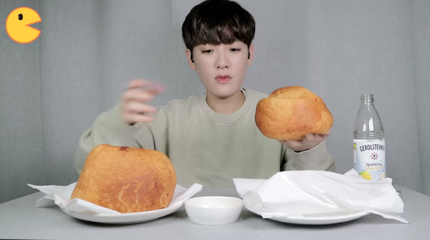 Đối thủ của bà Tân Vlog đã xuất hiện: Youtuber người Hàn tự tay làm những món ăn siêu to khổng lồ khiến dân tình choáng váng-8
