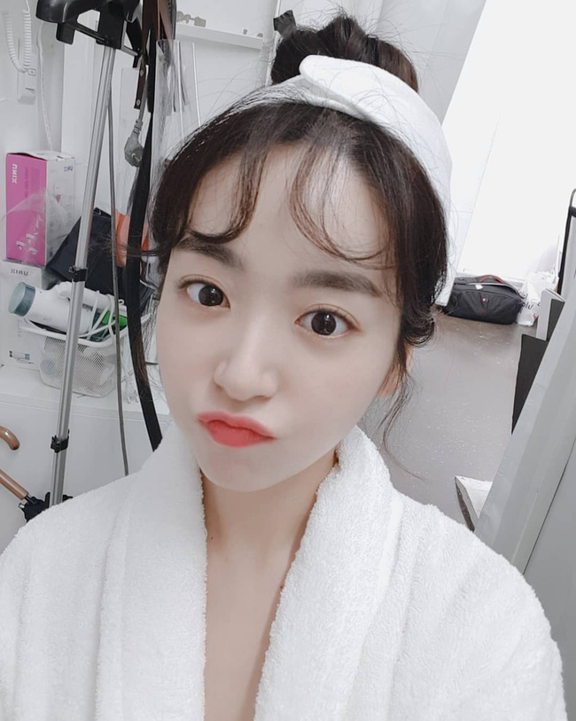 Bác sĩ coi 8 quan niệm skincare truyền miệng sau là vớ vẩn, khiến da chị em xấu tệ nếu nghe theo-2