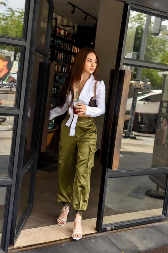 Diện những set đồ hiện đại, Thu Thủy khai thác tối đa vẻ đẹp hình thể trong ngày đầu tuần xuống phố-6