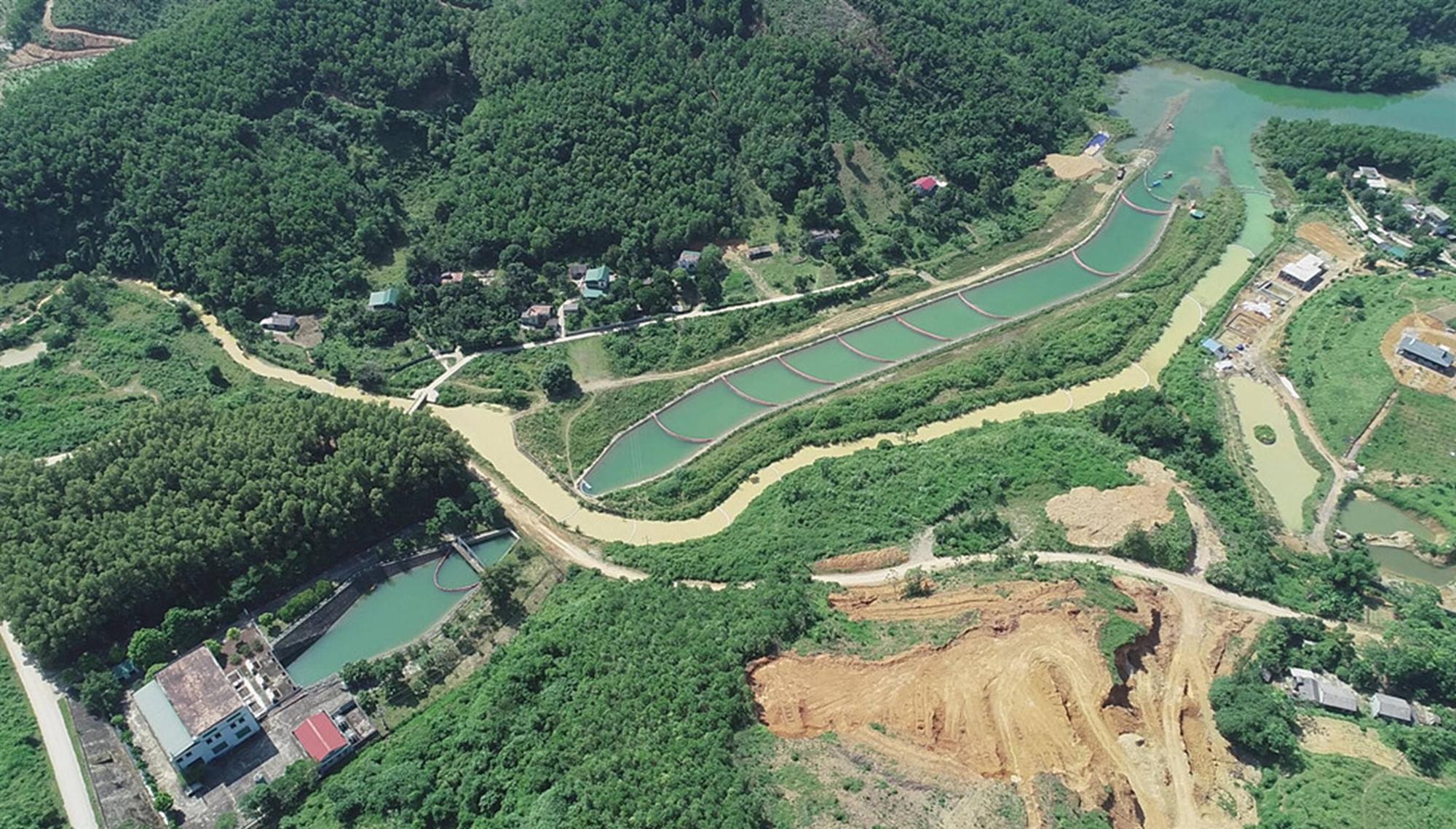 Quá trình xử lý dầu thải ở đầu nguồn nước sông Đà-1